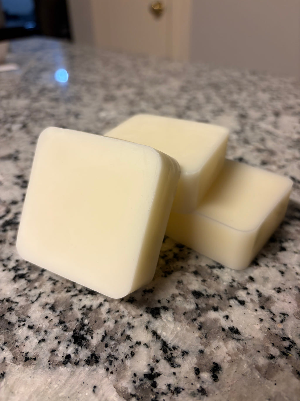 Aceite de la Alegría: La Unción de Consuelo para tu Cabello. ✨🍊⚖️